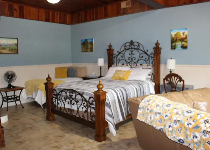 Live Oak B&B