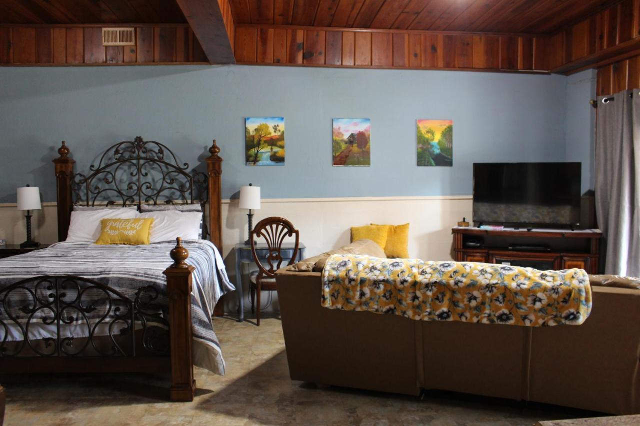 Bed & Breakfast Live Oak