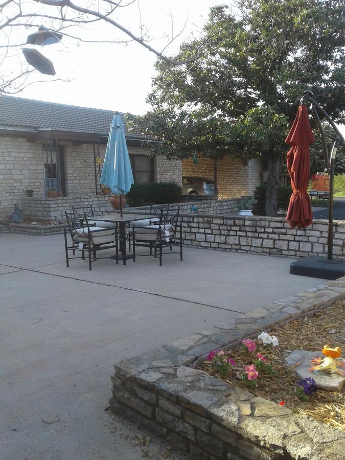 Live Oak Bed & Breakfast Glen Rose