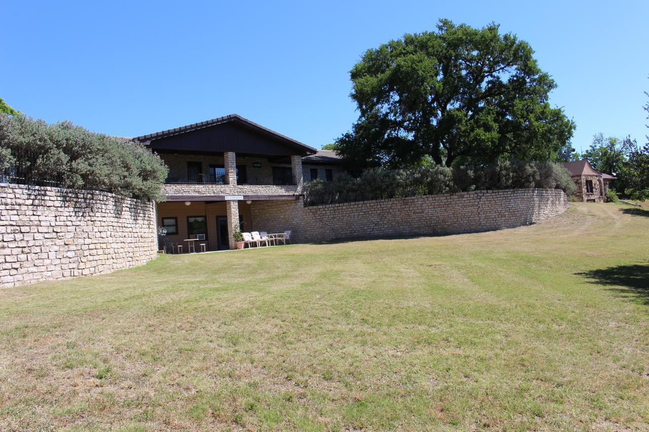 Live Oak Bed & Breakfast Glen Rose